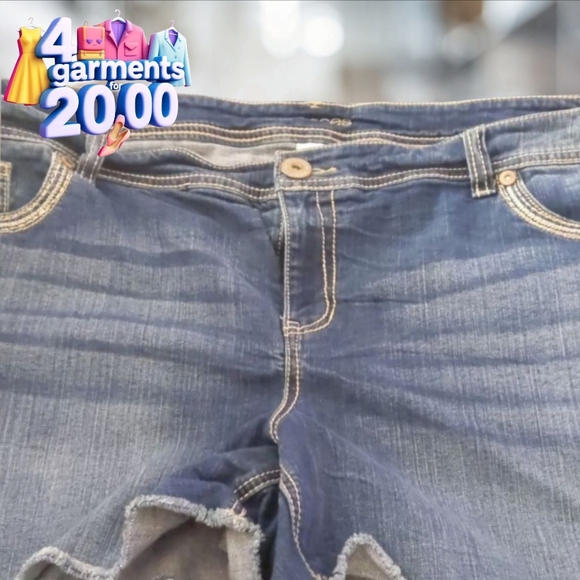 Maurice's denim shorts size 24 - Picture 1 of 8